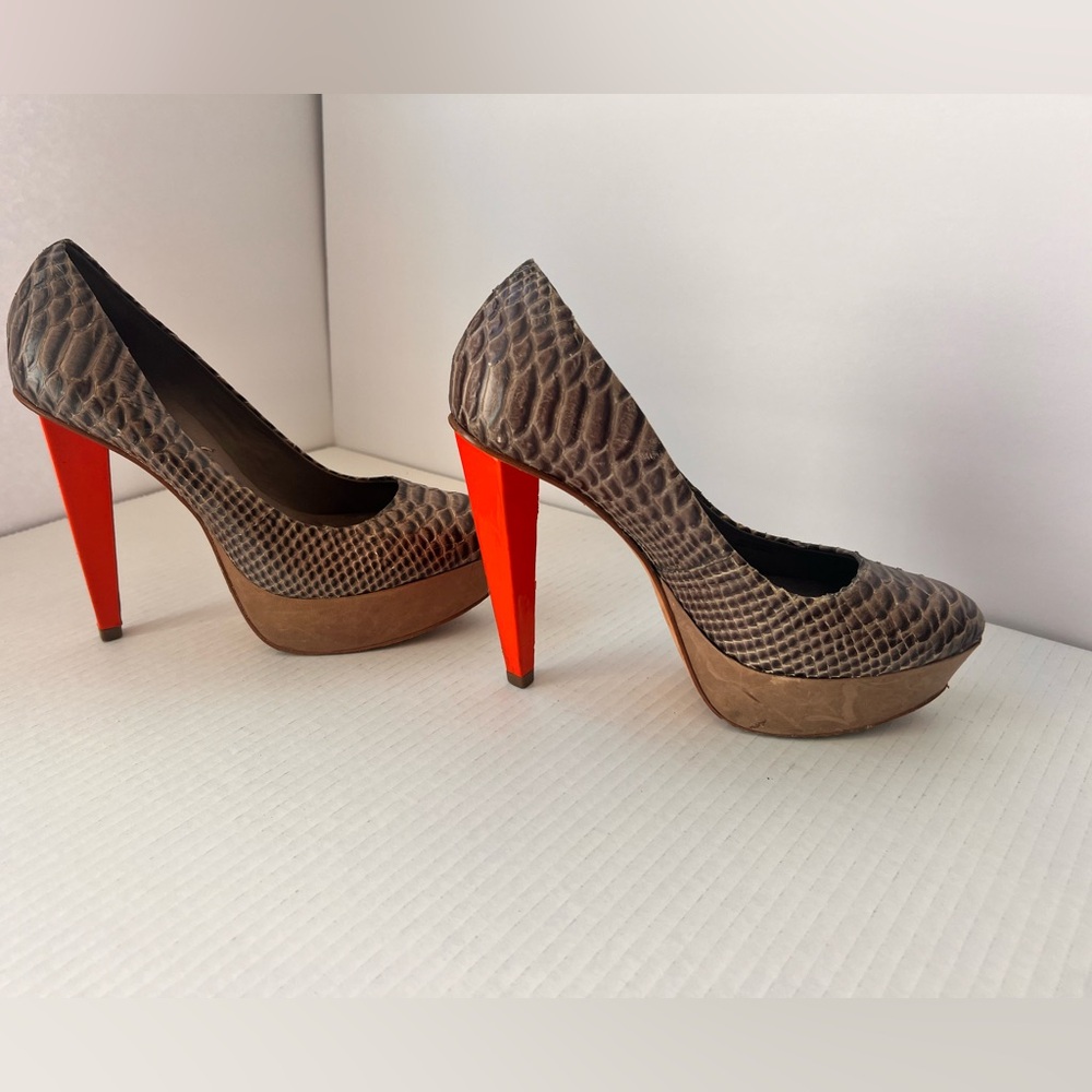 BCBG Maxazria Runway Leather Platform Grey Animal Print Orange Ultra High